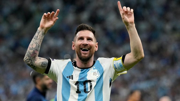 Messi “tiến hóa” mỗi ngày ở World Cup 2022