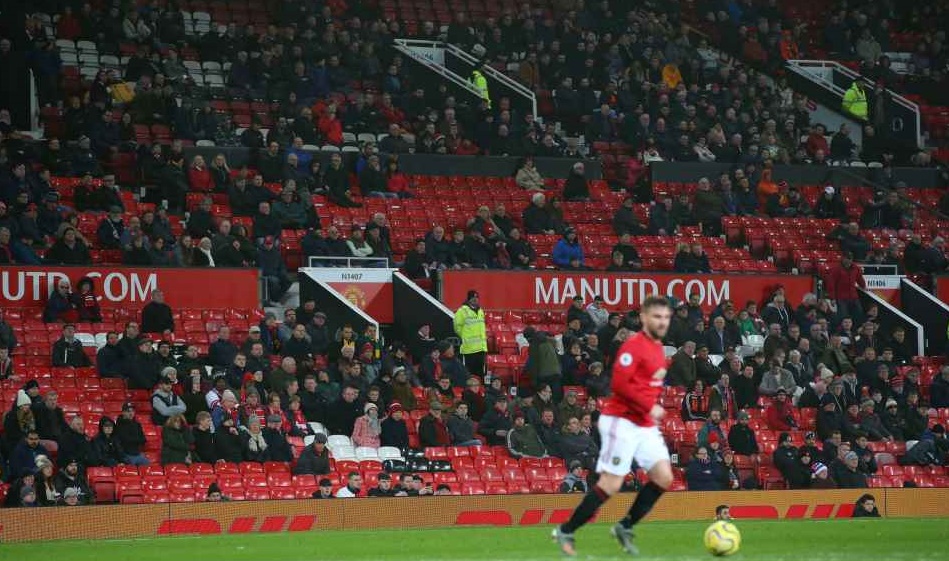 MU phải đóng cửa một phần SVĐ Old Trafford vì sự cố đình công