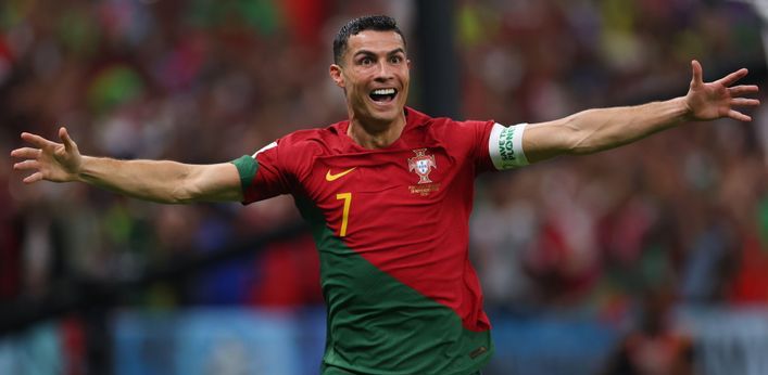 Ronaldo đối đầu Thuỵ Sĩ: Mảnh lưới quen thuộc và giá trị một siêu sao