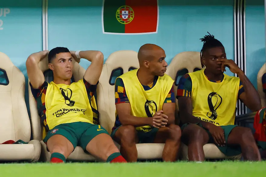 Ronaldo không mấy vui vẻ trong ngày Bồ Đào Nha thắng đậm