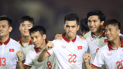 Đội hình xuất phát ĐT Việt Nam vs Malaysia: Văn Toàn đá chính, Quang Hải vắng mặt