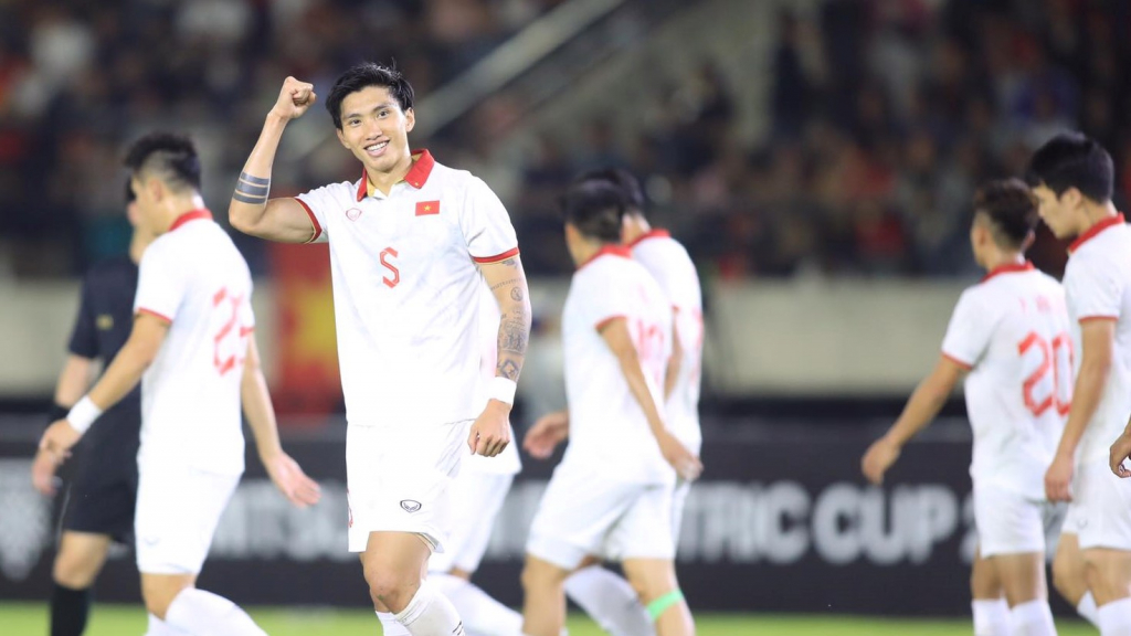 Văn Hậu, Văn Thanh được gọi tên cho giải thưởng đầu tiên tại AFF Cup 2022