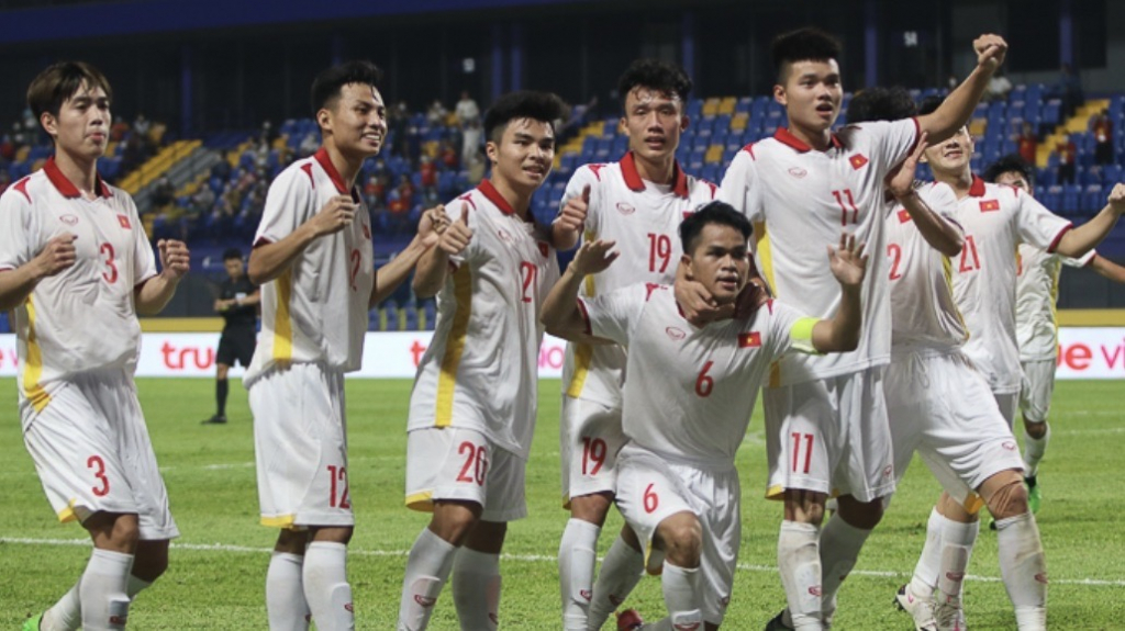 Trung Quốc choáng ngợp trước sự phát triển của bóng đá trẻ Việt Nam
