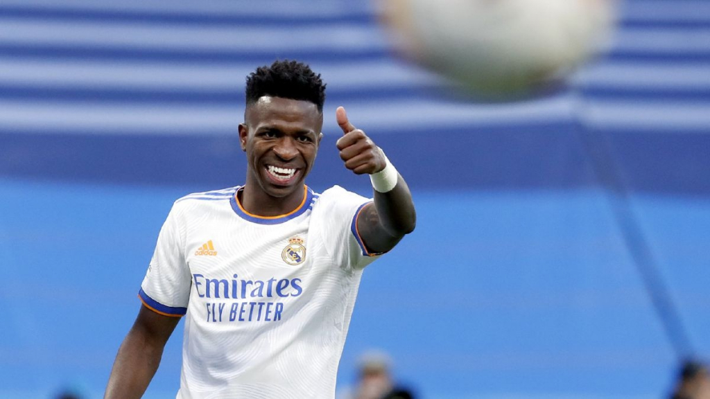 Đá như 'lên đồng', Vinicius sắp được Real Madrid tưởng thưởng xứng đáng