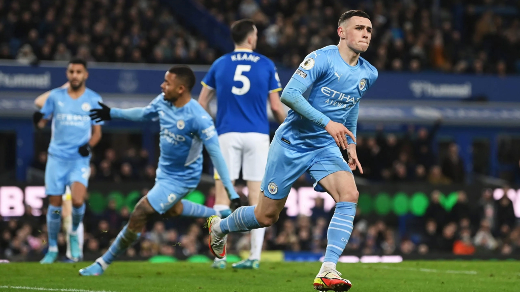 Chiến thư Foden gửi tới Liverpool và những trận thắng 'xấu xí' của Man City