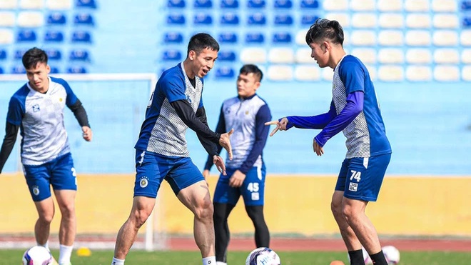 Hà Nội FC 'khó càng thêm khó' sau khi bị hoãn 2 trận mở màn V.League 2022