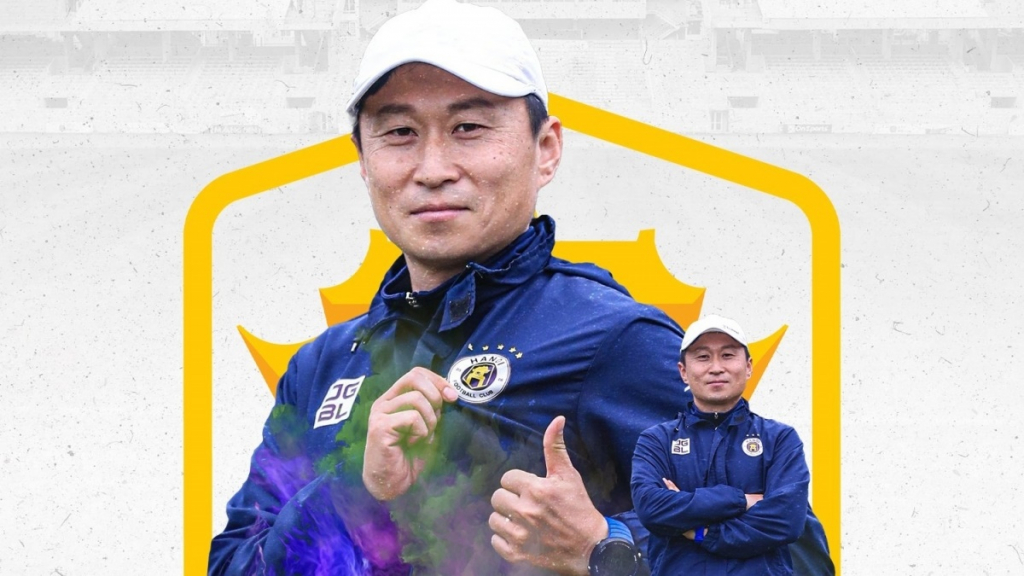 HLV tạm quyền Chun Jae Ho cần làm gì để vực dậy Hà Nội FC?