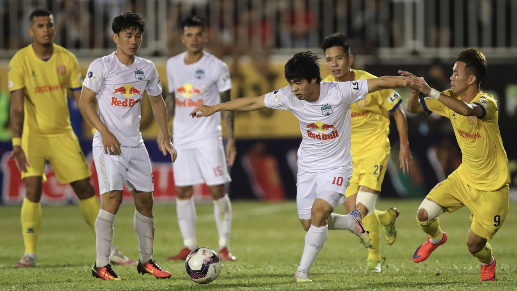 Trận mở màn V.League 2022 giữa Nam Định và HAGL “có biến”