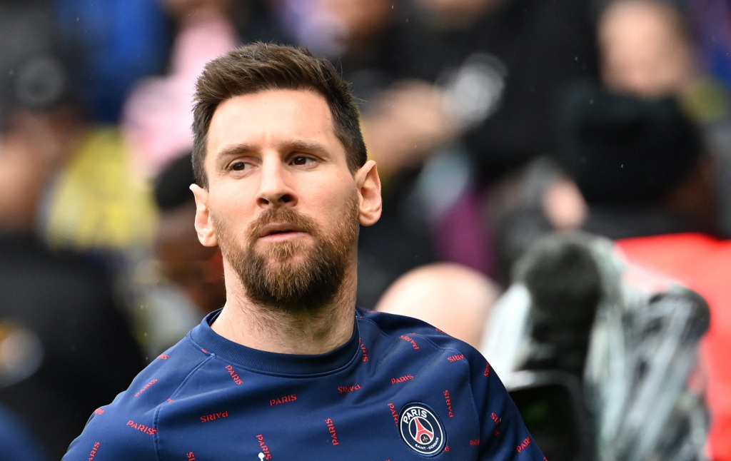 Chia sẻ từ Dani Alves là dấu hiệu cho thấy Messi có thể rời PSG