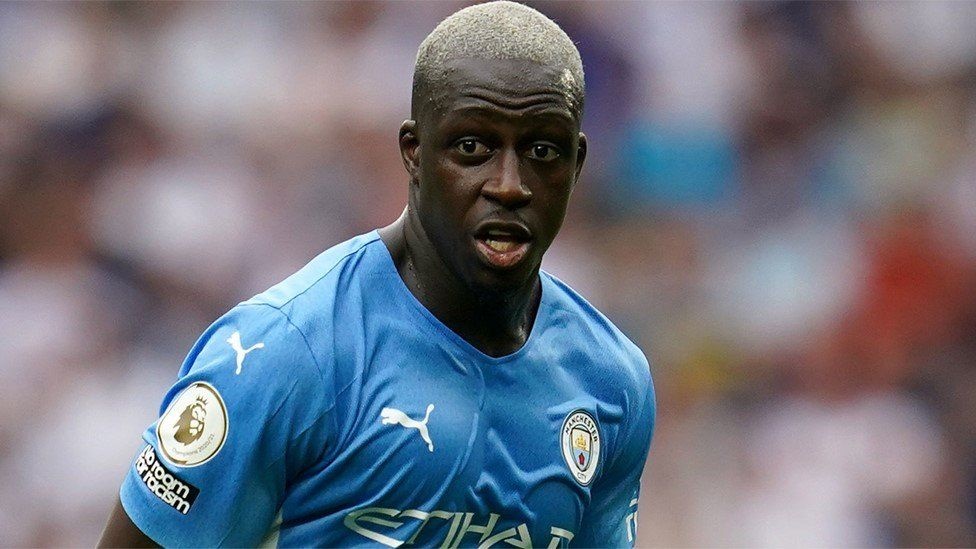 3 hậu vệ trái Man City có thể chiêu mộ vào mùa hè sau vụ Mendy