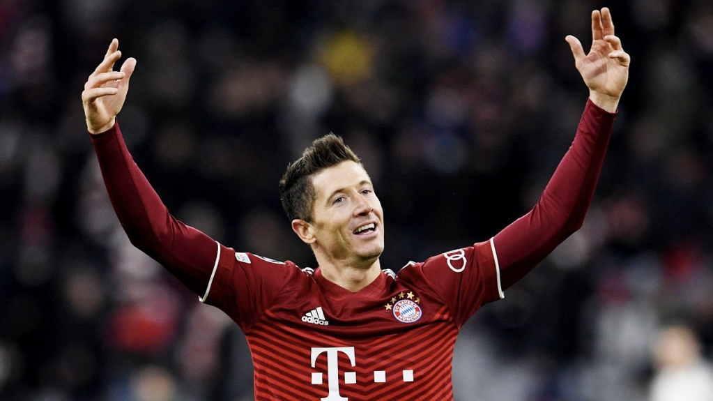 Điểm tin bóng đá sáng 9/3: Lewandowski đi vào lịch sử Cúp C1, Nga bị loại khỏi World Cup 2022