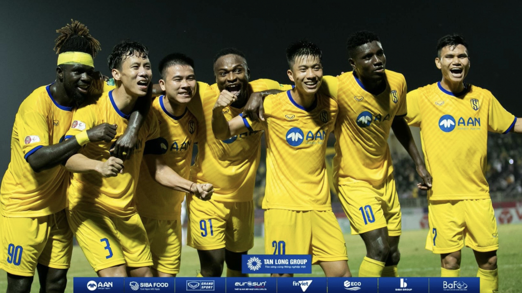 SLNA làm điều độc nhất vô nhị trong lịch sử V.League 