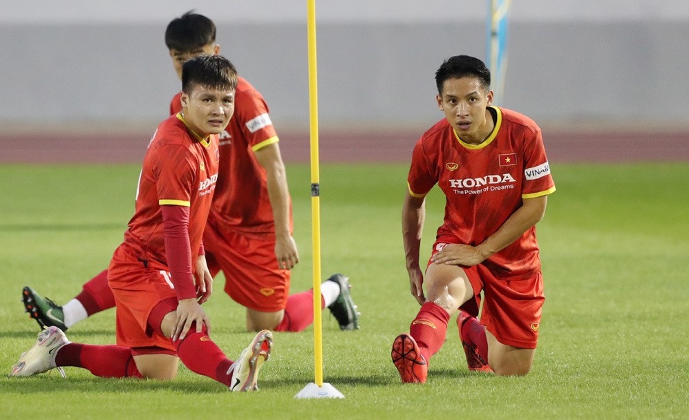 Hàng tiền vệ ĐT Việt Nam đấu Oman: Từ đáng tin đến đáng lo