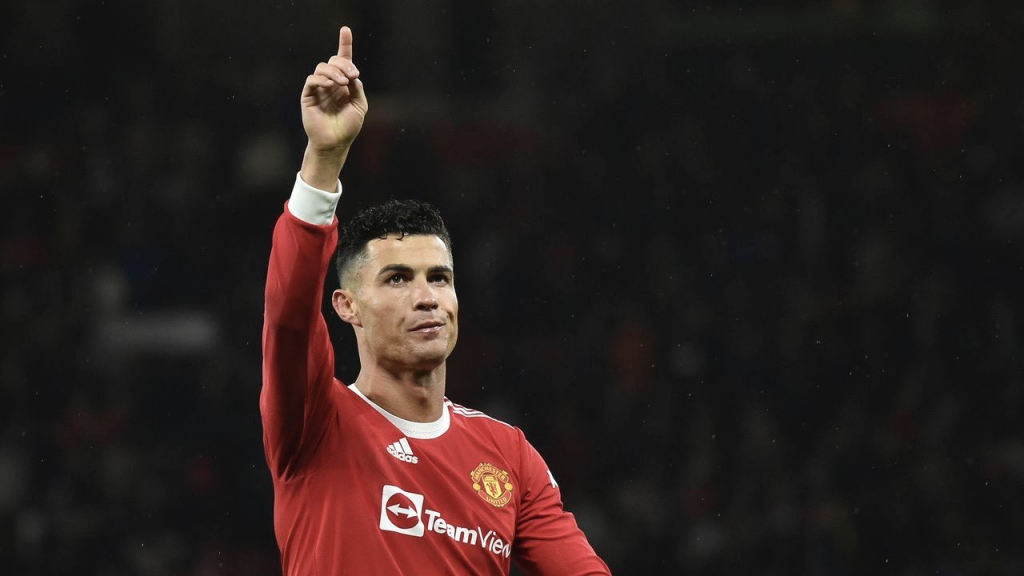 MU bị loại, Ronaldo vẫn ghi danh lịch sử Cúp C1 với thành tích đáng nể