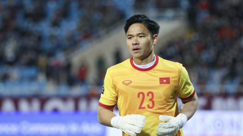 Nguyên Mạnh chắc suất bắt chính cho ĐT Việt Nam trận gặp Oman, Nhật Bản