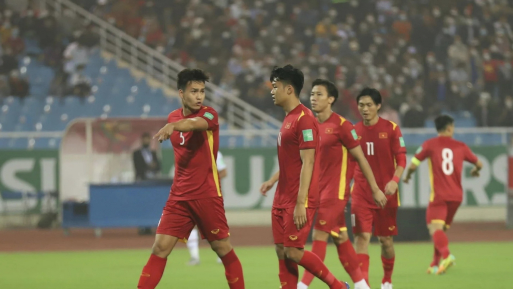 Trọng tài gây tranh cãi, Việt Nam thua cay đắng trước Oman