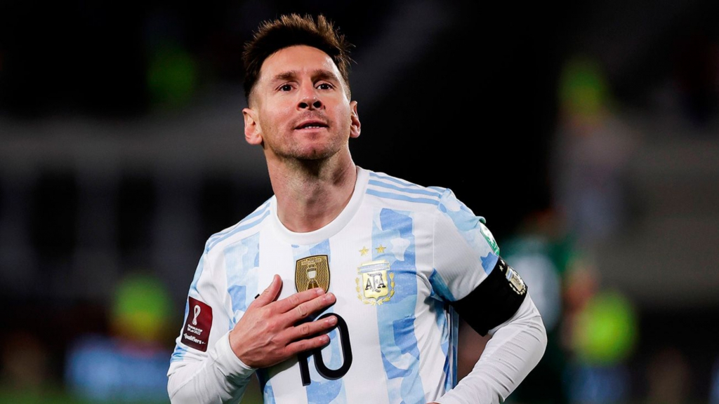 Rực sáng tại Argentina, Messi nói lời gan ruột về tương lai