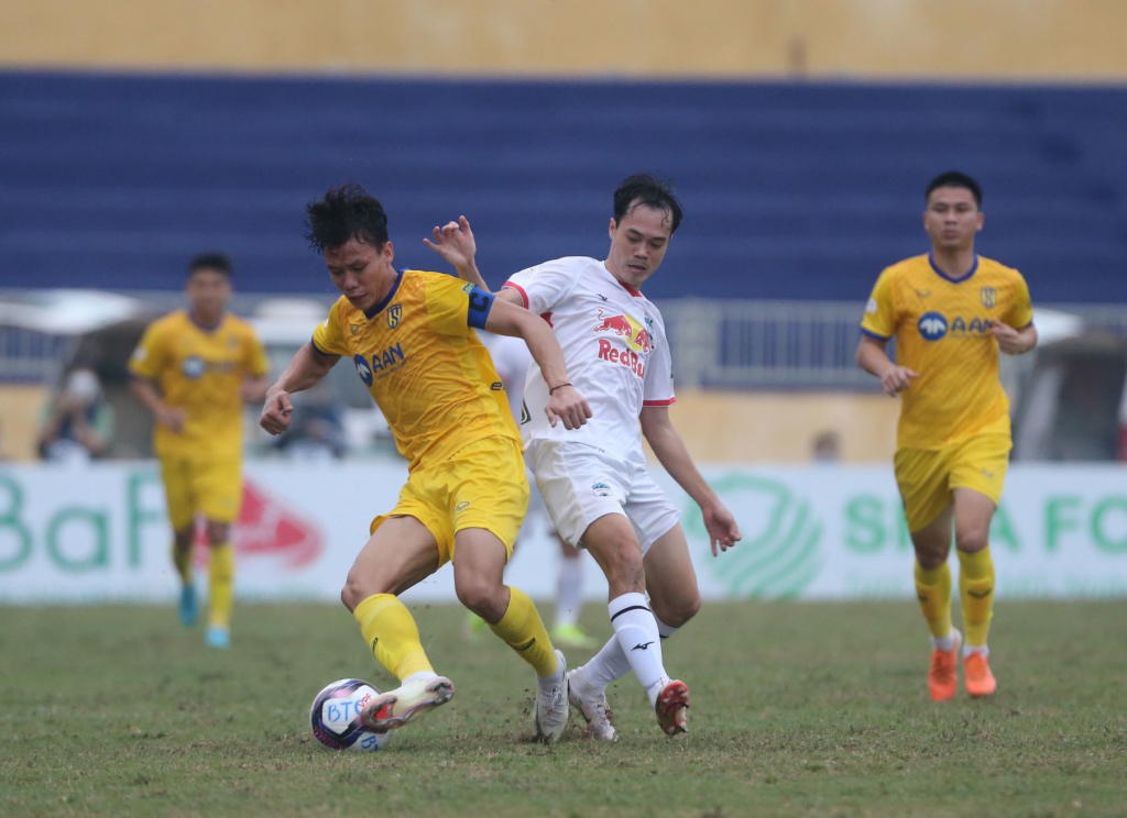 V.League bị chê điên rồ khi nghỉ gần 4 tháng vì U23 Việt Nam