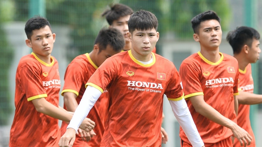 Trụ cột U23 Việt Nam chạy đua với thời gian, quyết dự SEA Games 31