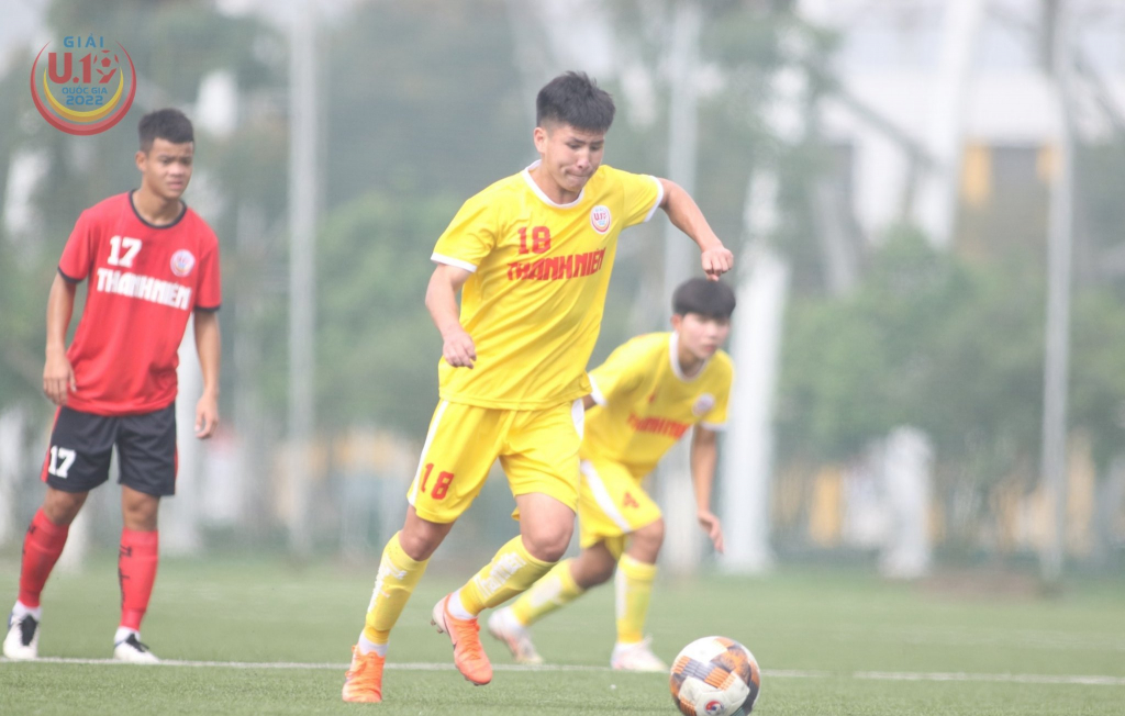 VIDEO: 2 bàn thắng ấn tượng của U19 HAGL trước U19 Long An