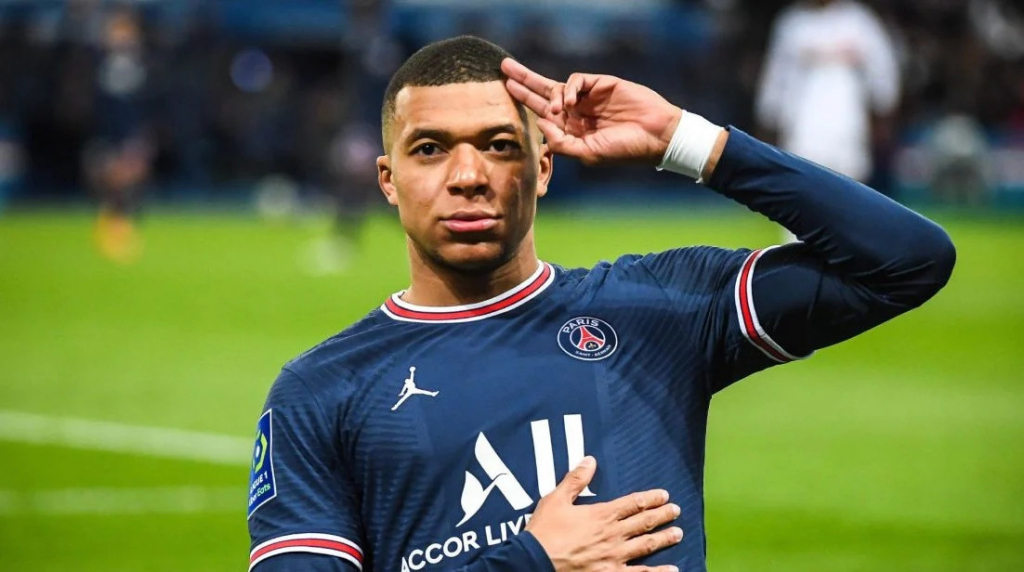 NÓNG: Thêm tín hiệu cho thấy Mbappe sắp gia hạn hợp đồng với PSG