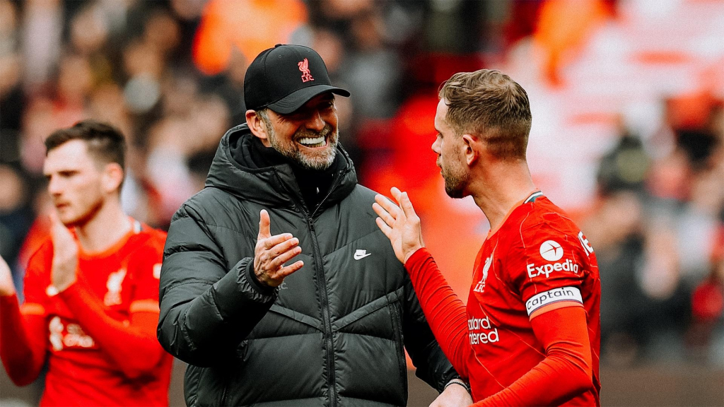 Klopp đang tận hưởng trái ngọt với đội hình 'siêu dày' của Liverpool 