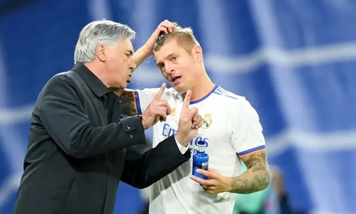 Kroos phải nói lời xin lỗi và cảm ơn Ancelotti