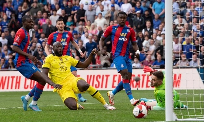 Lukaku lại khiến fan Chelsea ngán ngẩm bởi pha bỏ lỡ khó tin