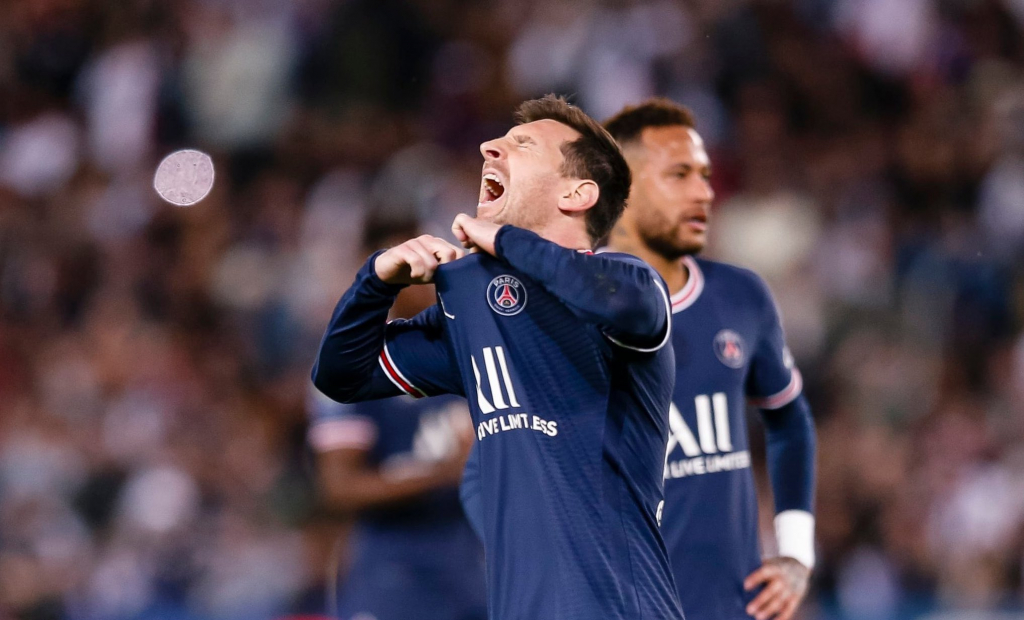 VIDEO: Messi bị từ chối 2 bàn thắng và 1 kiến tạo trước Marseille vì lỗi việt vị