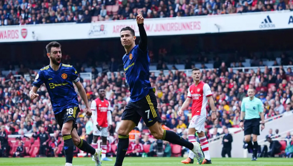 MU thua Arsenal, Ronaldo vẫn tạo ra cột mốc chưa từng có 