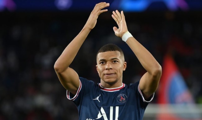 Pochettino úp mở về tương lai Mbappe, fan PSG thấp thỏm