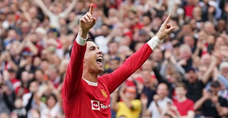Ronaldo đã có màn trình diễn siêu đẳng thế nào trước Norwich City?