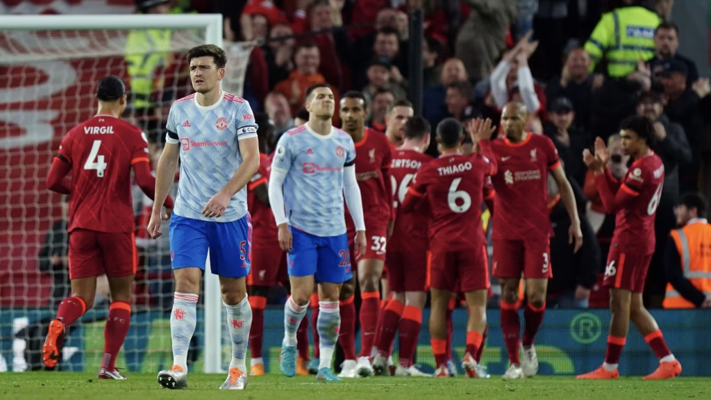 Salah thông nòng, Liverpool đè bẹp MU lên đầu bảng Ngoại hạng Anh