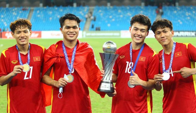 Sao HAGL được triệu tập bổ sung lên U23 Việt Nam dự Sea Games 31