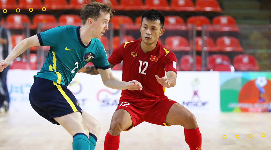 Tuyển futsal Việt Nam thắng đậm Úc 5-1, giành vé vào bán kết Đông Nam Á