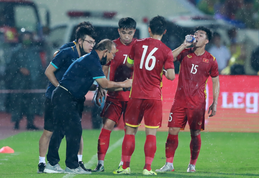 HLV Park đổi bài, U23 Việt Nam gây bất ngờ cho U23 Malaysia