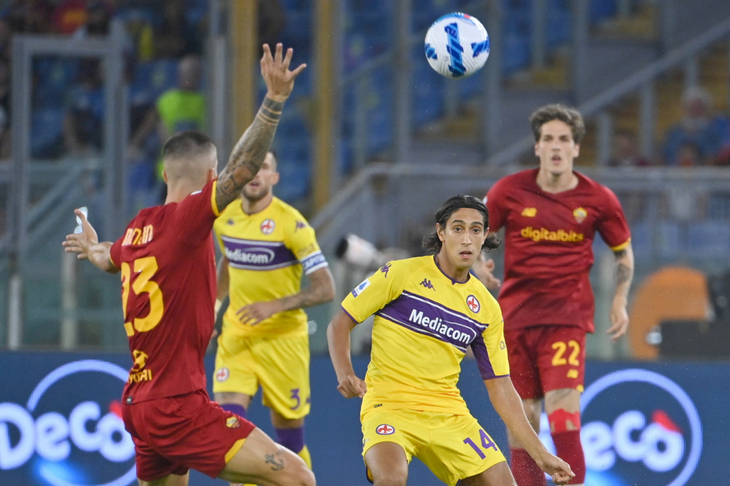 Soi kèo phạt góc Fiorentina vs Roma