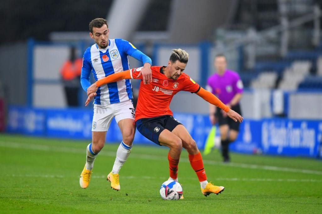 soi kèo tài xỉu Luton vs Huddersfield