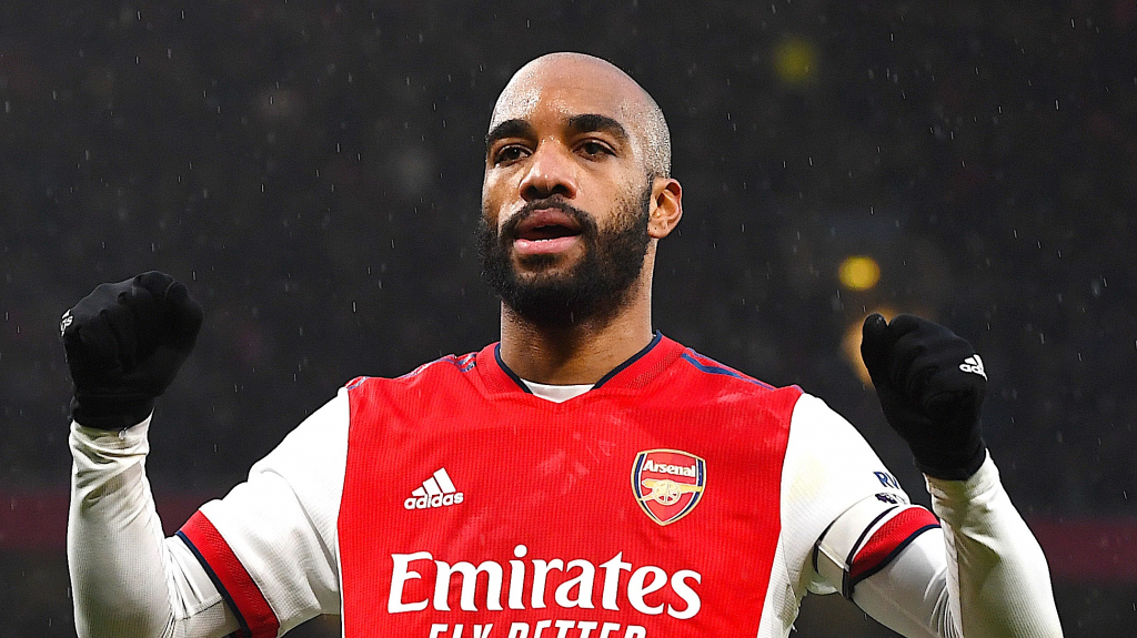 Lacazette than nhớ Cúp C1, rục rịch rời bỏ Arsenal để 'về nhà'