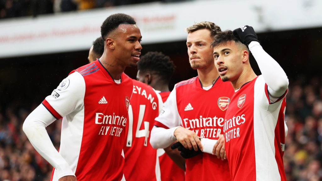 Khó tin: Arsenal 'cân nhắc' phương án bán Gabriel ngay hè này