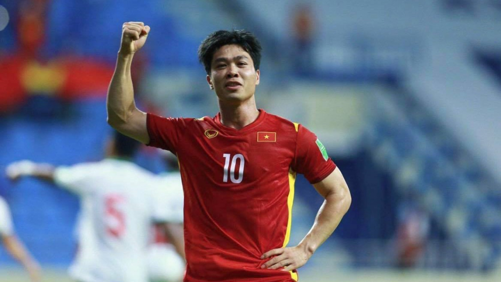 Nhìn U23 Thái Lan đè bẹp Singapore, U23 Việt Nam thêm nhớ Công Phượng