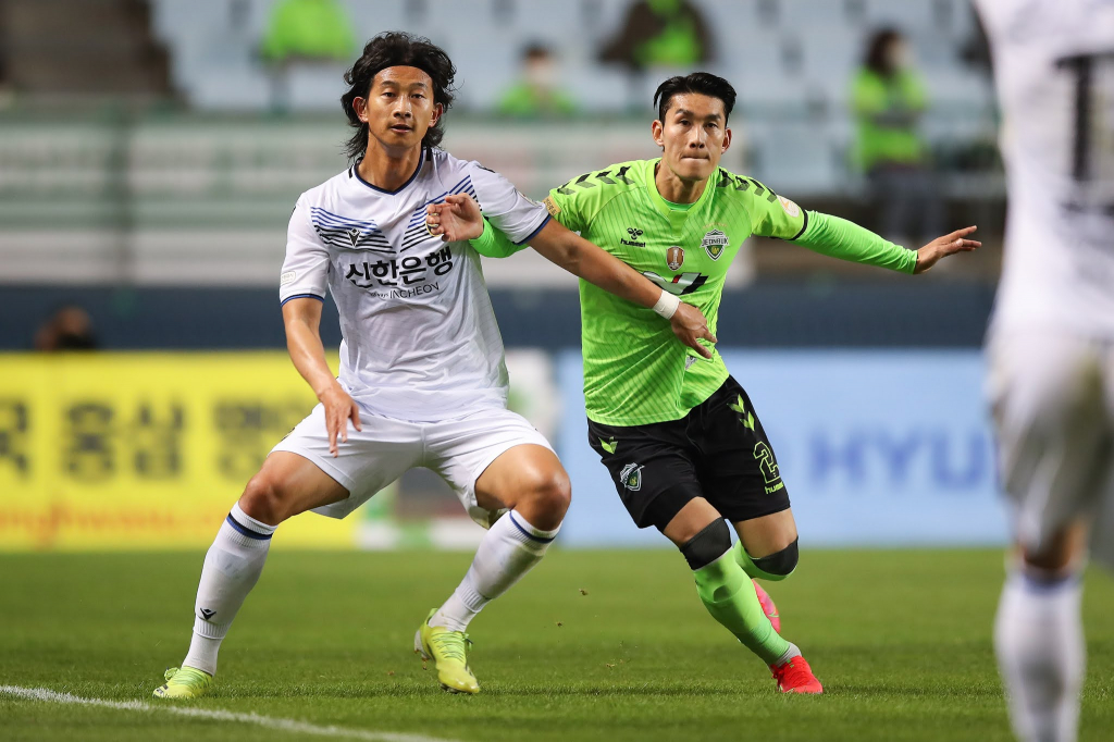 Soi kèo Jeonbuk vs Suwon Bluewings, 17h00 ngày 22/6, VĐQG Hàn Quốc